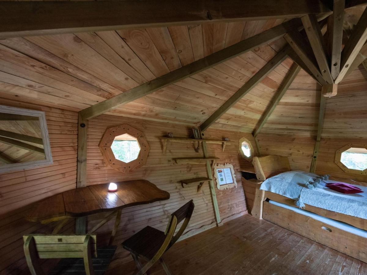 Les Cabanes De Labrousse Saint-Julien-Labrousse Dış mekan fotoğraf